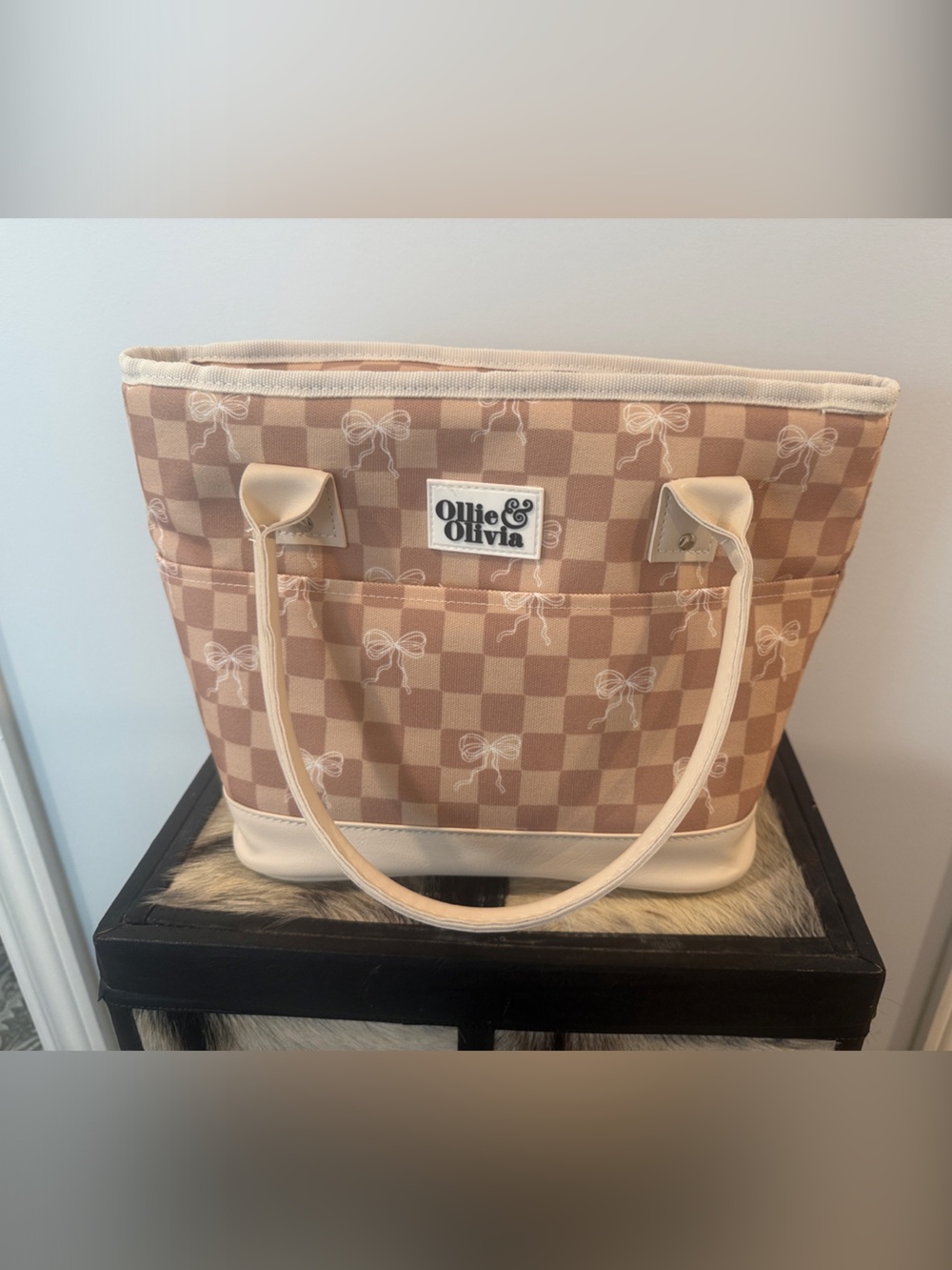 Beige Check lunch Tote with Bow Print